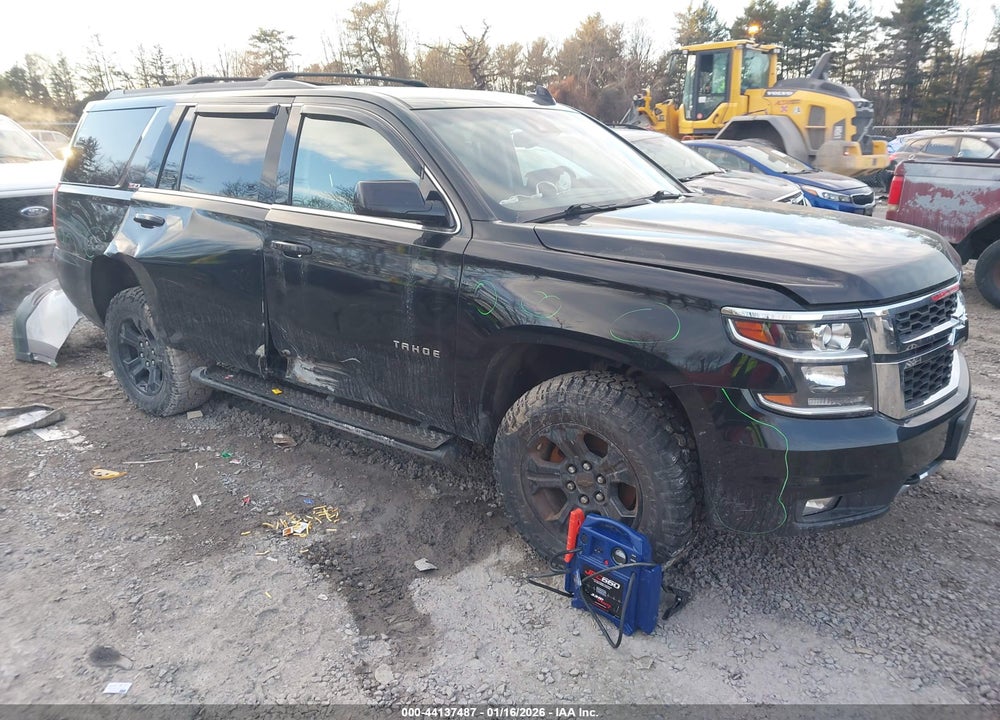 2017 CHEVROLET TAHOE LT VIN: 1GNSKBKC3HR325097