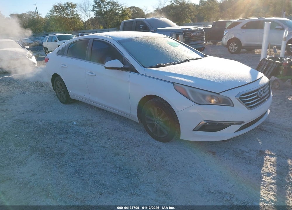 2015 HYUNDAI SONATA SE VIN: 5NPE24AF3FH002878
