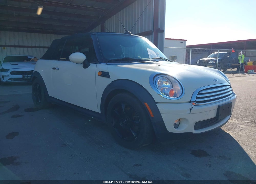 2010 MINI COOPER VIN: WMWMR3C51ATU98223
