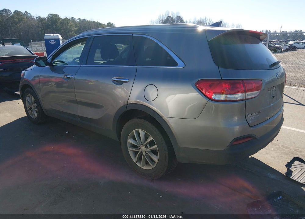 2017 KIA SORENTO 2.4L LX VIN: 5XYPG4A33HG216876