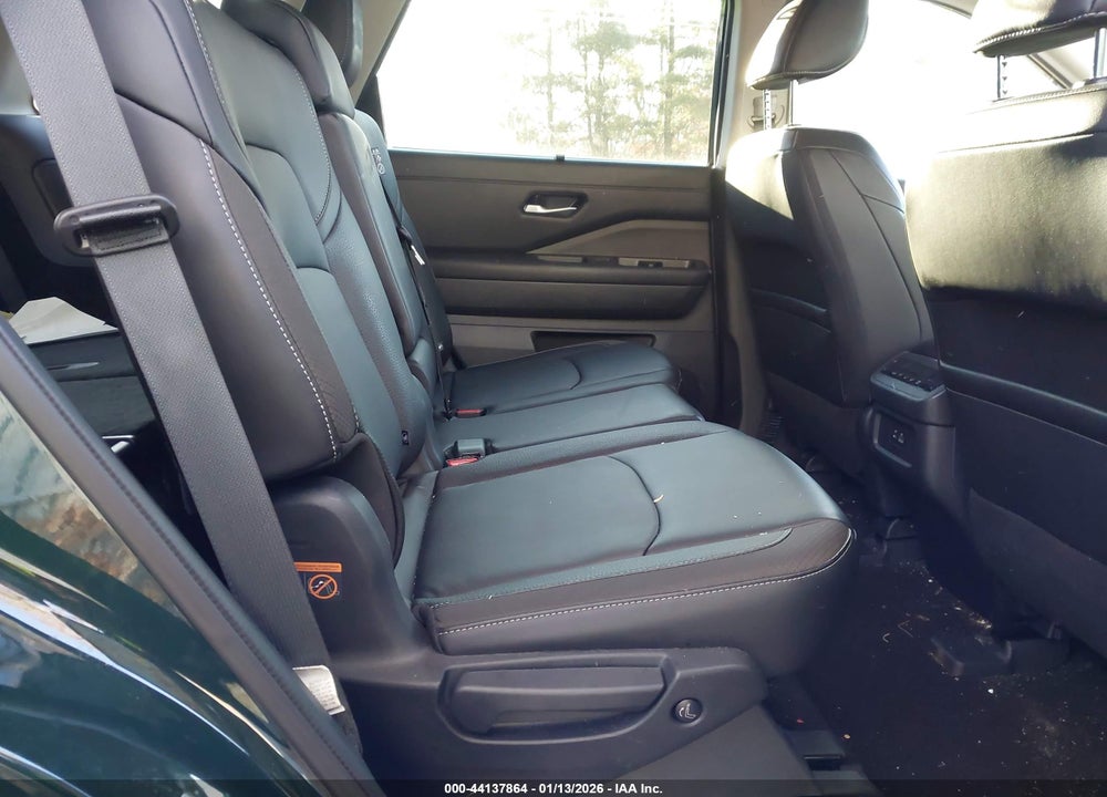 2024 NISSAN PATHFINDER SL 4WD VIN: 5N1DR3CC3RC267719