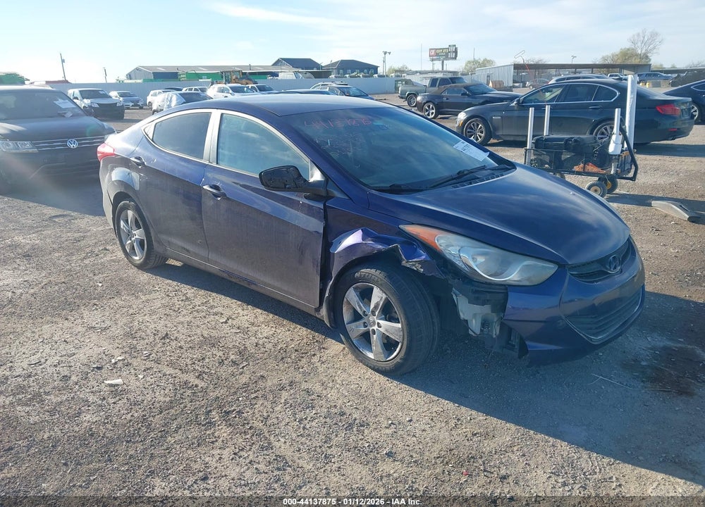 2013 HYUNDAI ELANTRA GLS VIN: 5NPDH4AE1DH426638