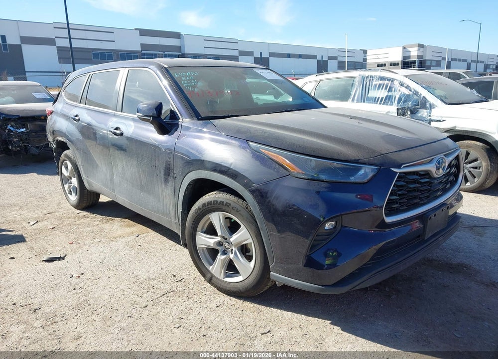 2023 TOYOTA HIGHLANDER HYBRID LE VIN: 5TDZARAH7PS522161
