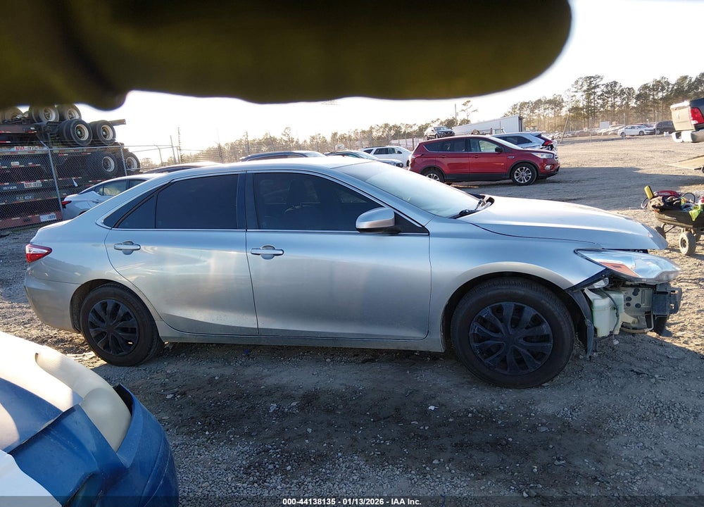 2015 TOYOTA CAMRY LE VIN: 4T1BF1FK7FU013864
