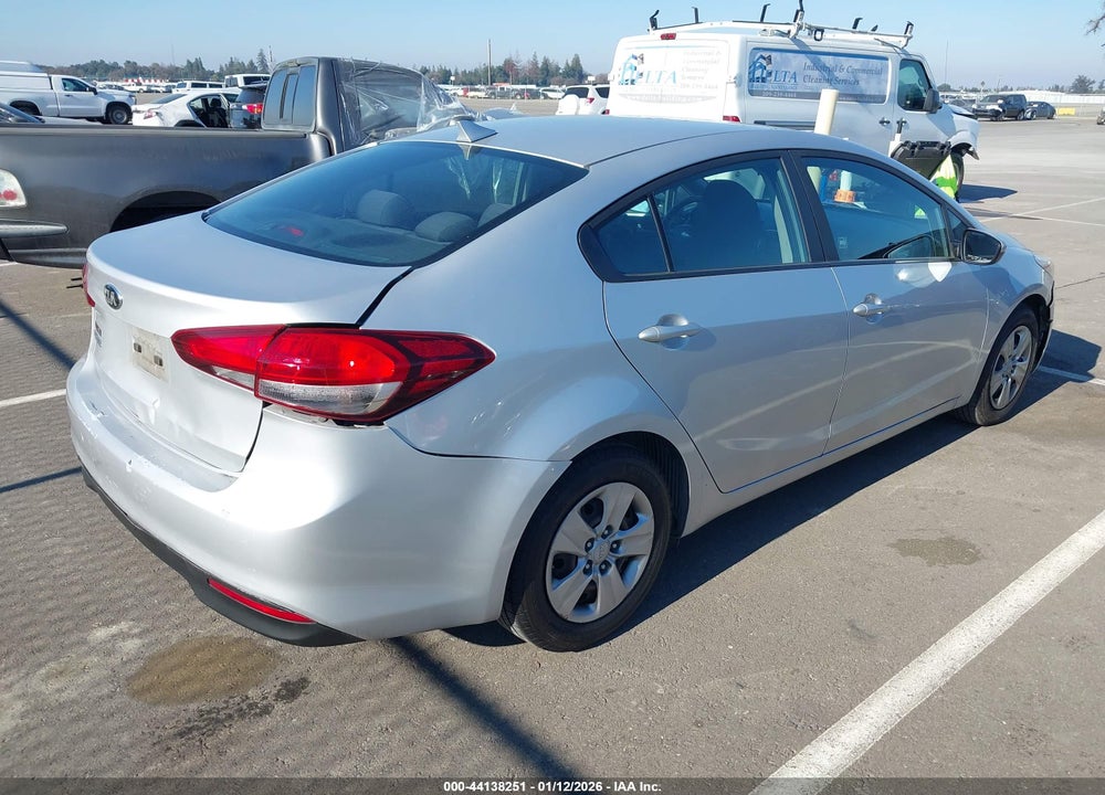 2017 KIA FORTE LX VIN: 3KPFL4A74HE137644