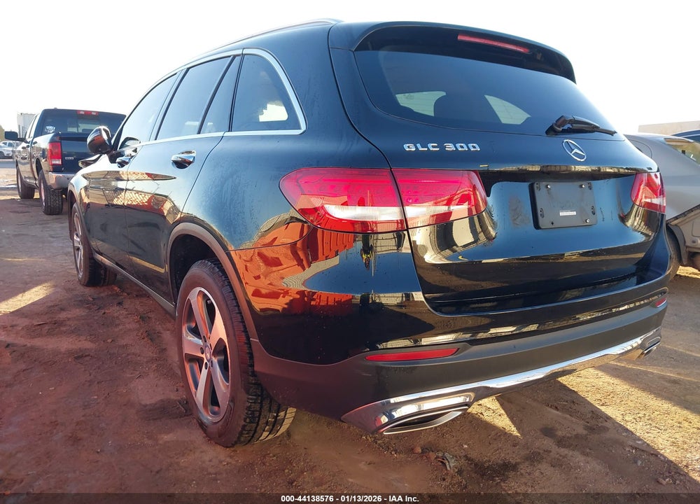 2016 MERCEDES-BENZ GLC 300 VIN: WDC0G4JB1GF109443
