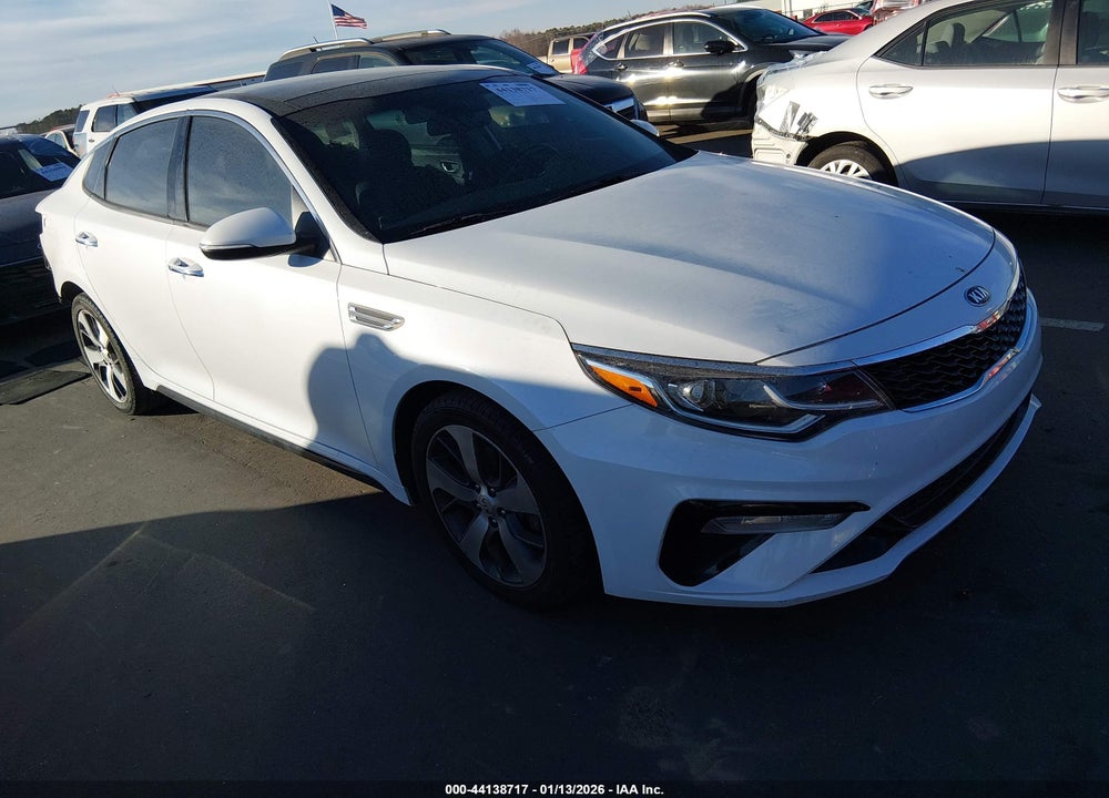 2020 KIA OPTIMA S VIN: 5XXGT4L34LG409155