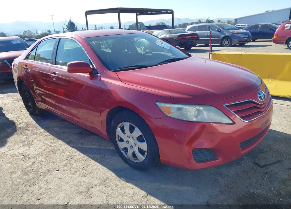 2011 TOYOTA CAMRY LE VIN: 4T1BF3EK7BU138113