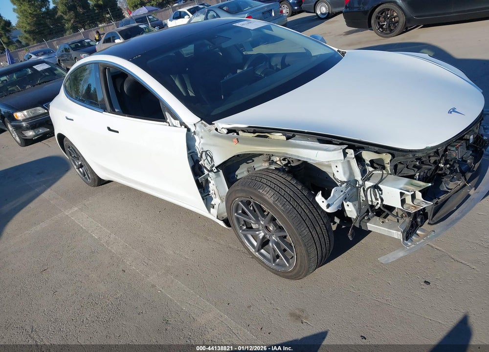 2018 TESLA MODEL 3 LONG RANGE/MID RANGE VIN: 5YJ3E1EA3JF045488