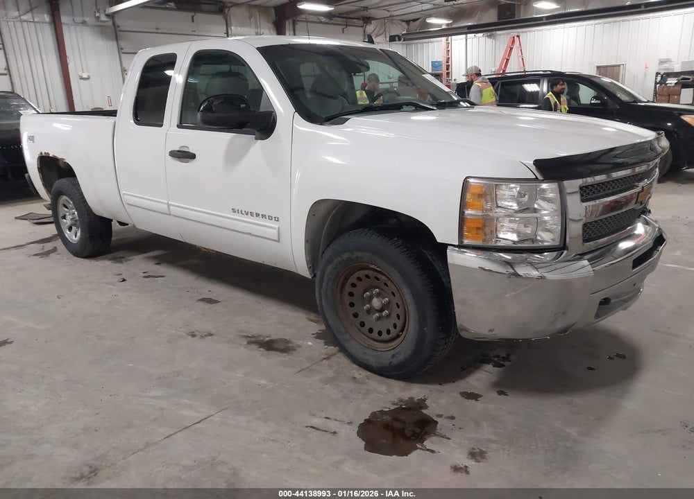 2013 CHEVROLET SILVERADO 1500 LT VIN: 1GCRKSE77DZ212382