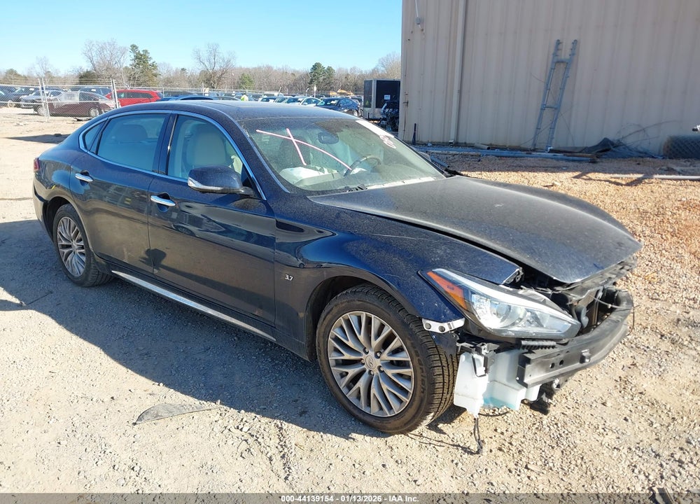 2015 INFINITI Q70L 3.7 VIN: JN1BY1PP7FM600884