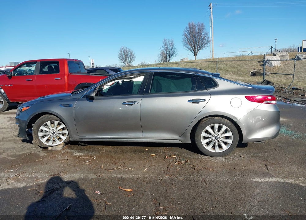 2016 KIA OPTIMA EX VIN: 5XXGU4L36GG062186