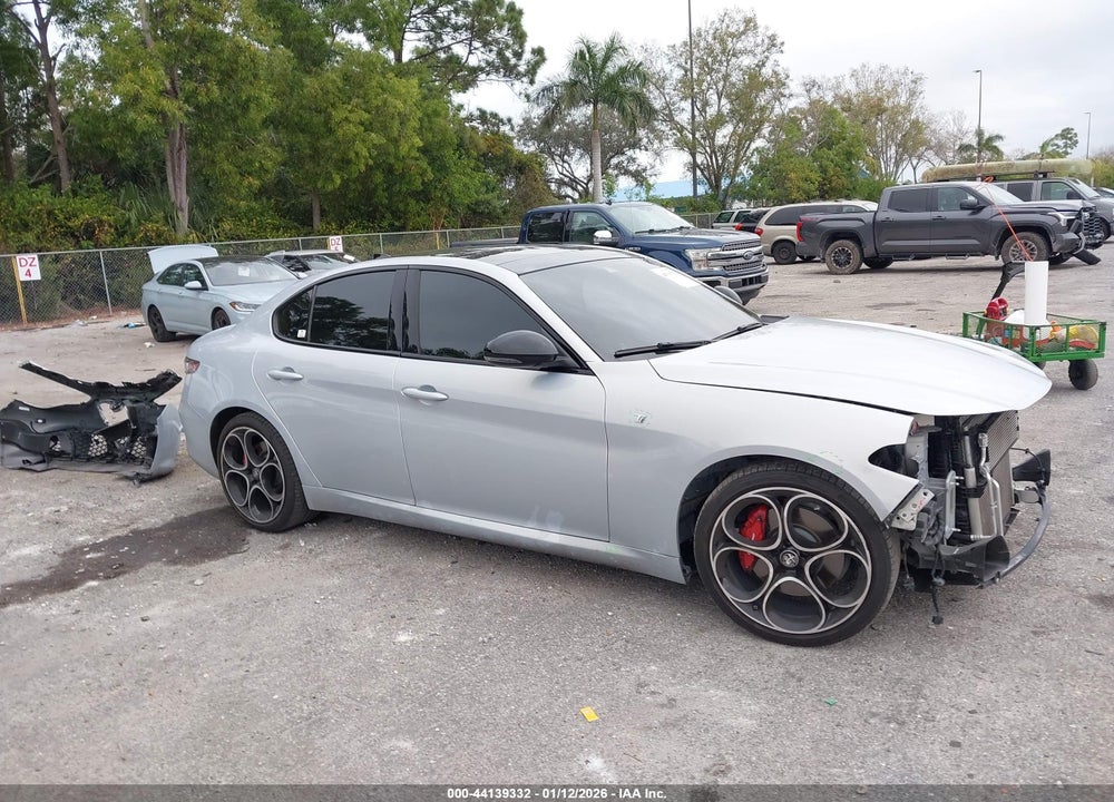 2024 ALFA ROMEO GIULIA TI RWD VIN: ZARFAMBN6R7680536
