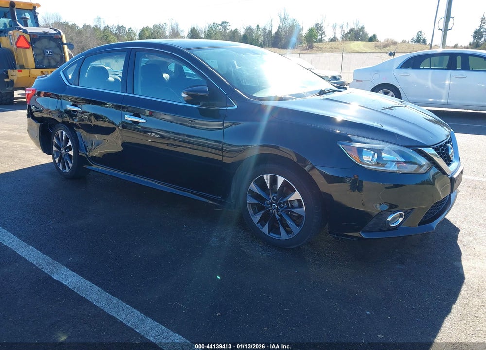 2016 NISSAN SENTRA SR VIN: 3N1AB7AP8GY235879