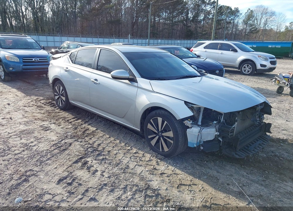 2021 NISSAN ALTIMA SV FWD VIN: 1N4BL4DV0MN326005