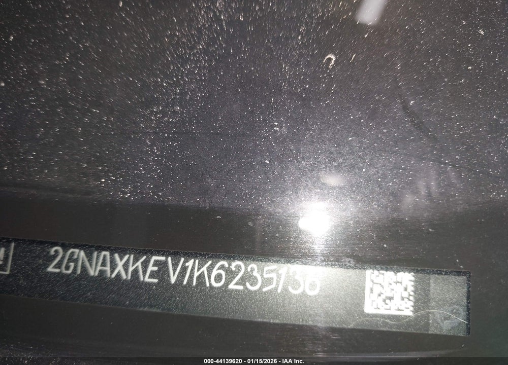 2019 CHEVROLET EQUINOX LT VIN: 2GNAXKEV1K6235136
