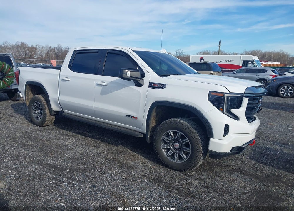 2024 GMC SIERRA 1500 4WD  SHORT BOX AT4 VIN: 3GTUUEEL4RG321537
