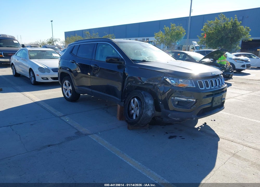 2017 JEEP NEW COMPASS LATITUDE FWD VIN: 3C4NJCBB6HT694162