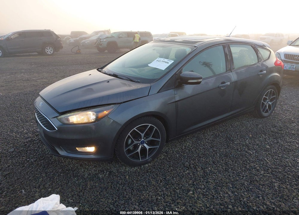 2017 FORD FOCUS SEL VIN: 1FADP3M28HL225065