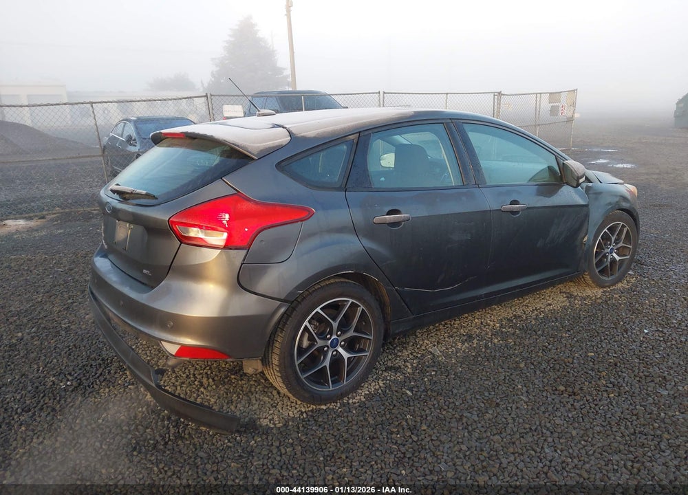 2017 FORD FOCUS SEL VIN: 1FADP3M28HL225065