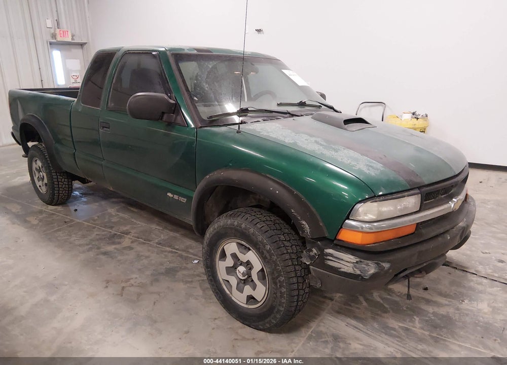 2000 CHEVROLET S-10 LS VIN: 1GCCT19W6Y8186335