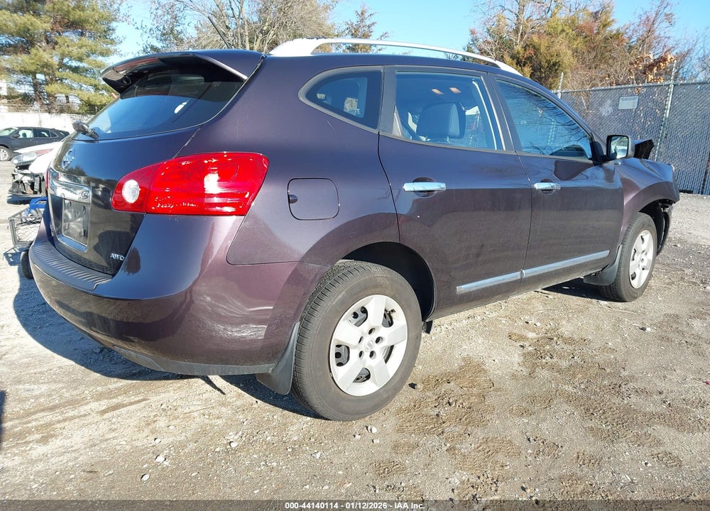 2014 NISSAN ROGUE SELECT S VIN: JN8AS5MV6EW710210