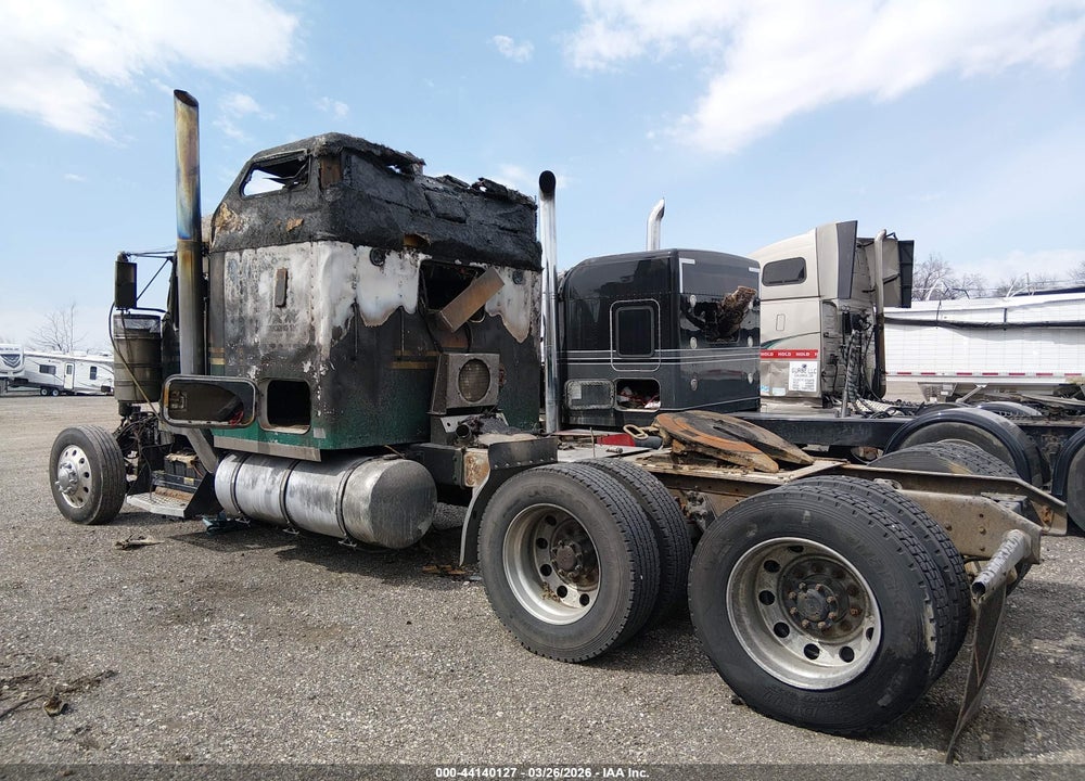 2006 KENWORTH CONSTRUCTION W900 VIN: 1XKWDB9X96J136855