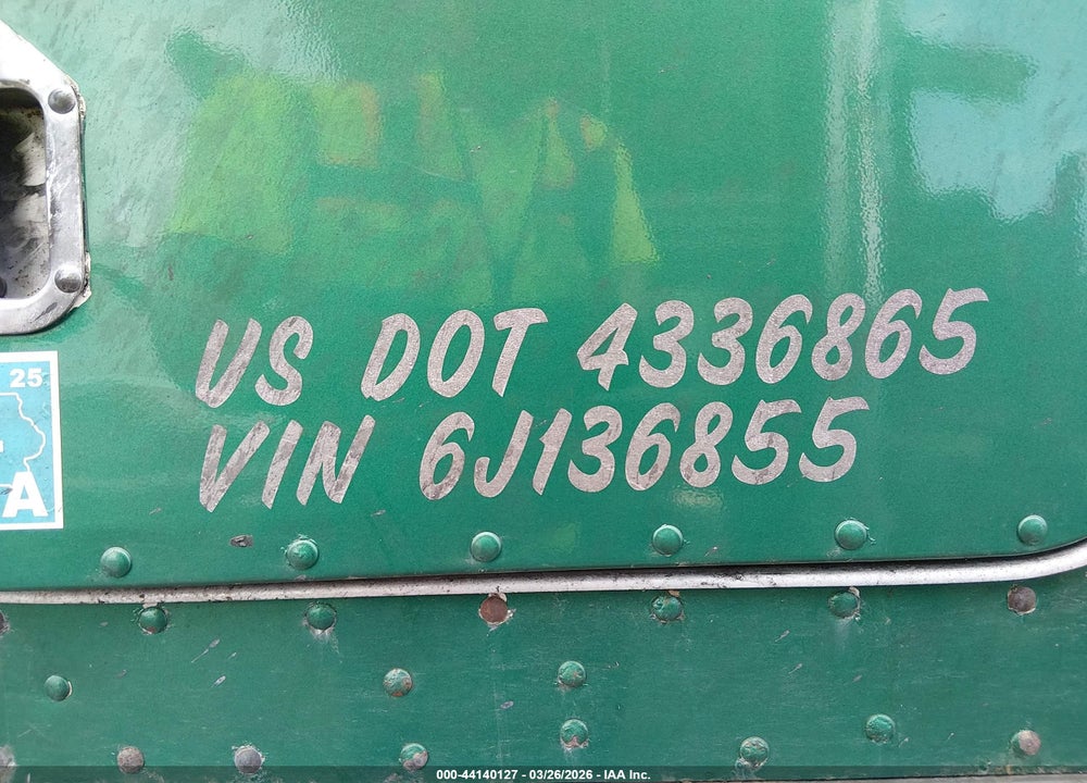 2006 KENWORTH CONSTRUCTION W900 VIN: 1XKWDB9X96J136855