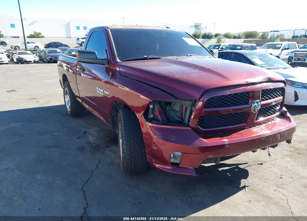 2016 RAM 1500 EXPRESS VIN: 3C6JR6AT1GG183508