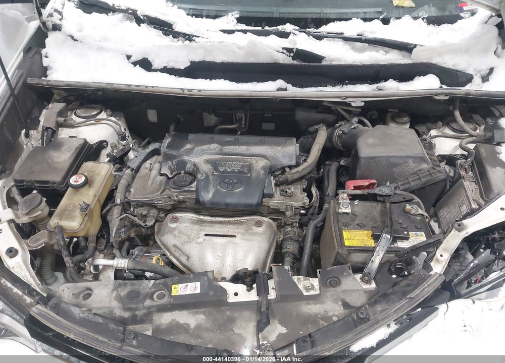 2018 TOYOTA RAV4 XLE VIN: JTMRFREV4JJ745795