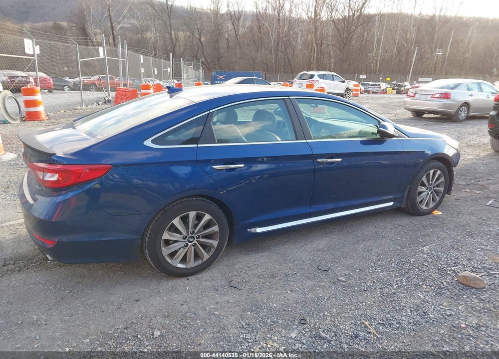 2017 HYUNDAI SONATA SPORT VIN: 5NPE34AF1HH579456