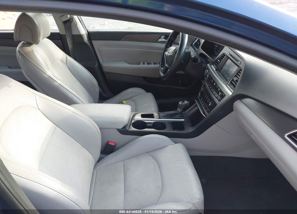 2017 HYUNDAI SONATA SPORT VIN: 5NPE34AF1HH579456