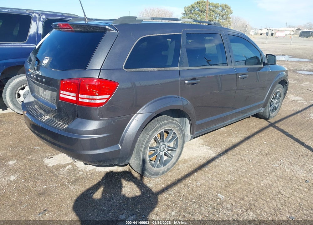 2018 DODGE JOURNEY SE VIN: 3C4PDCAB1JT490568