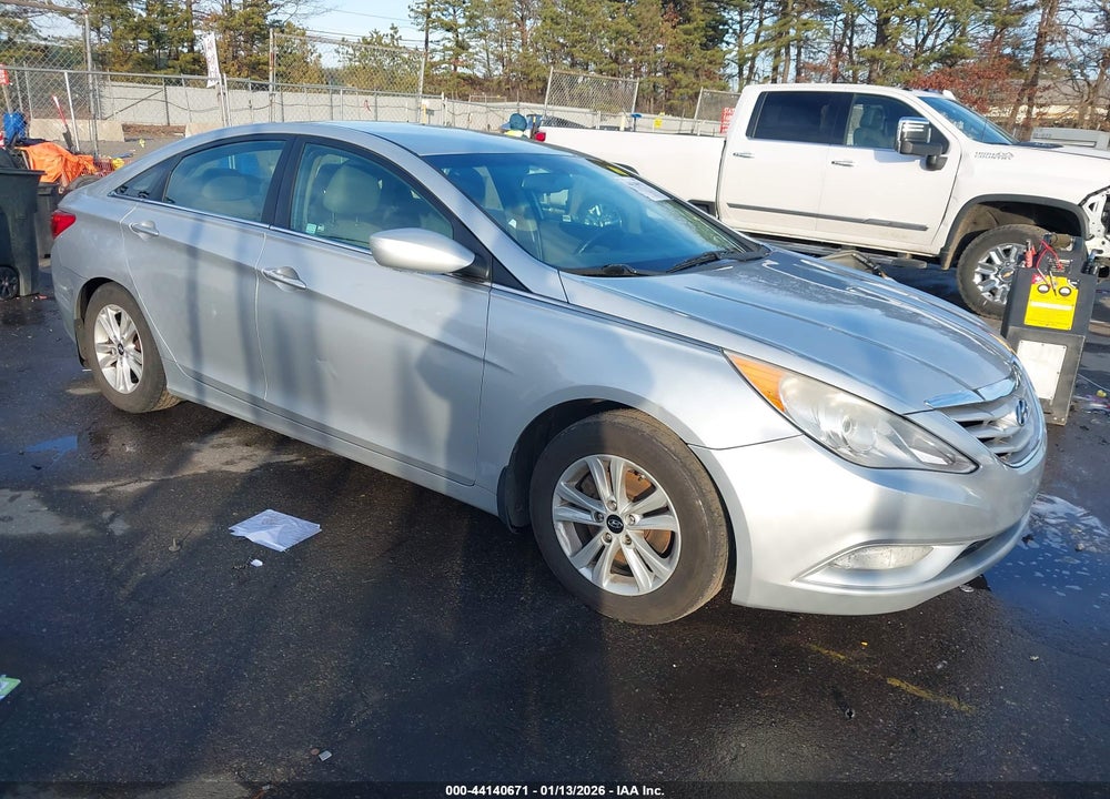 2013 HYUNDAI SONATA GLS VIN: 5NPEB4AC5DH735534