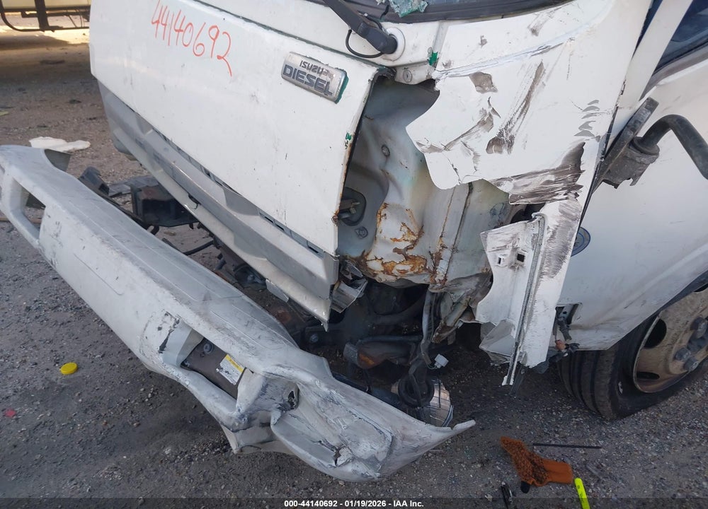 2015 ISUZU NPR DSL REG AT VIN: JALC4W164F7K01261