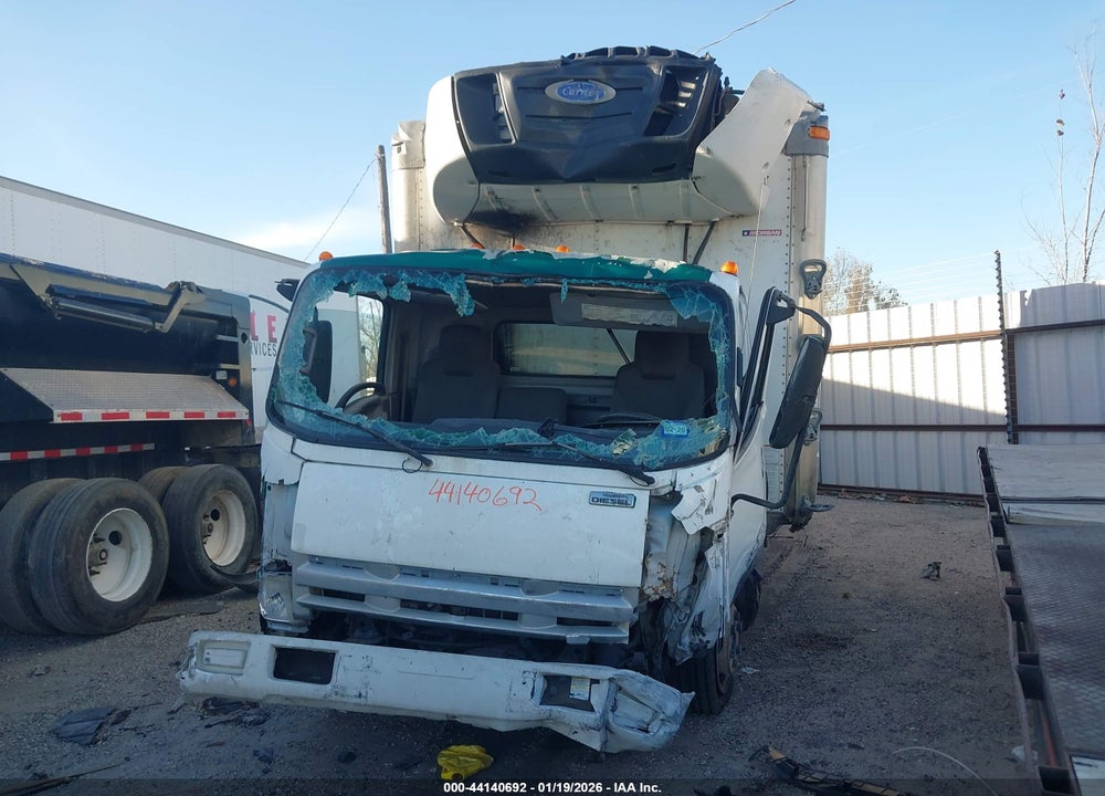 2015 ISUZU NPR DSL REG AT VIN: JALC4W164F7K01261