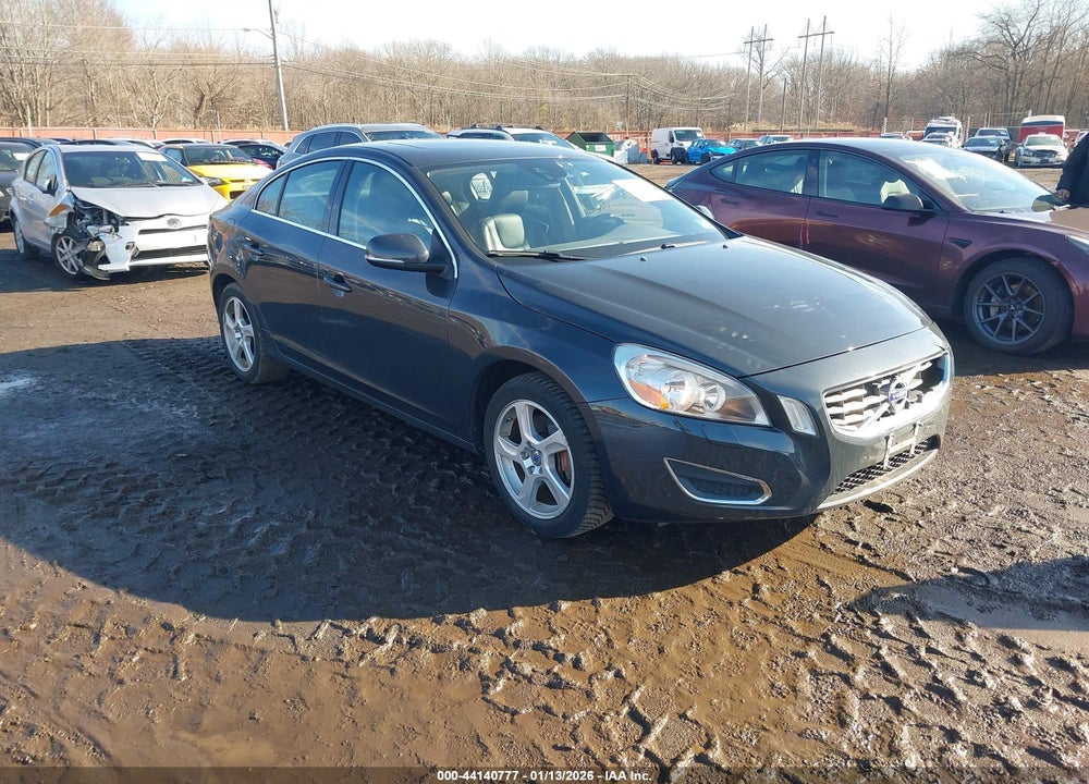 2013 VOLVO S60 T5/T5 PLATINUM/T5 PREMIER/T5 PREMIER PLUS VIN: YV1612FH5D2188633