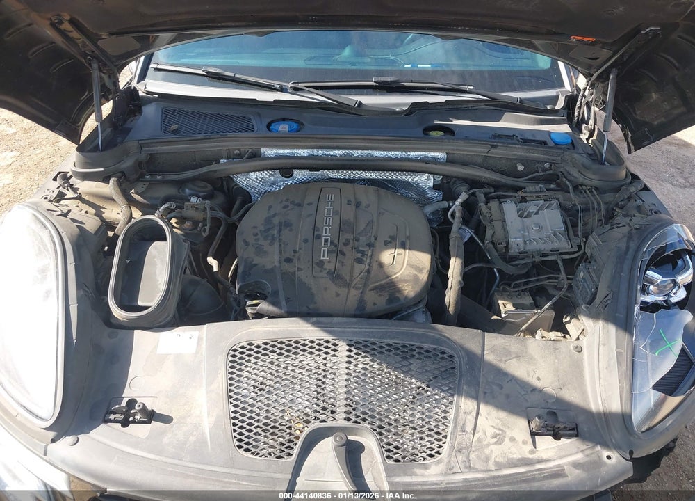 2020 PORSCHE MACAN VIN: WP1AA2A58LLB03143