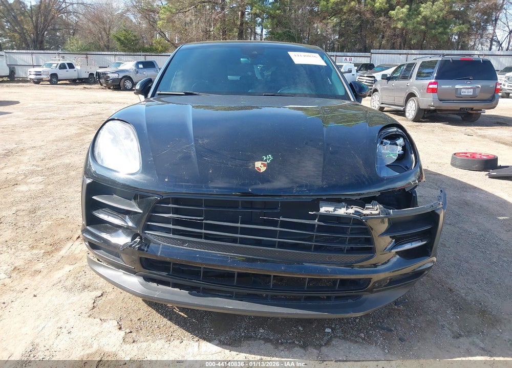 2020 PORSCHE MACAN VIN: WP1AA2A58LLB03143