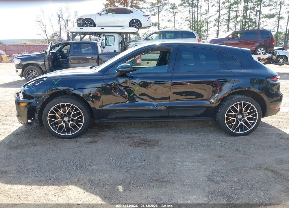 2020 PORSCHE MACAN VIN: WP1AA2A58LLB03143