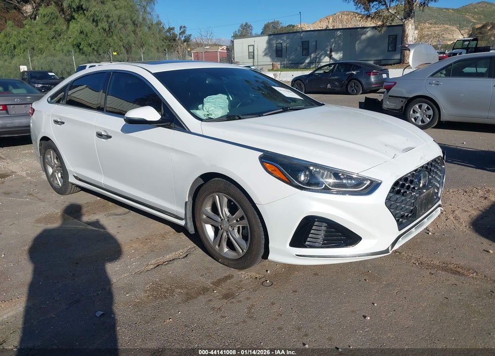 2019 HYUNDAI SONATA SPORT VIN: 5NPE34AF1KH775016