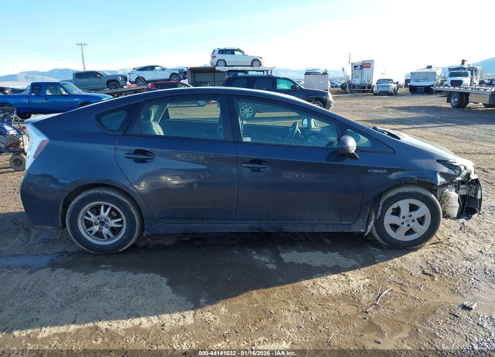 2010 TOYOTA PRIUS III VIN: JTDKN3DU2A1267211