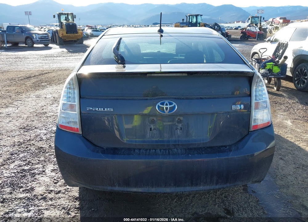 2010 TOYOTA PRIUS III VIN: JTDKN3DU2A1267211
