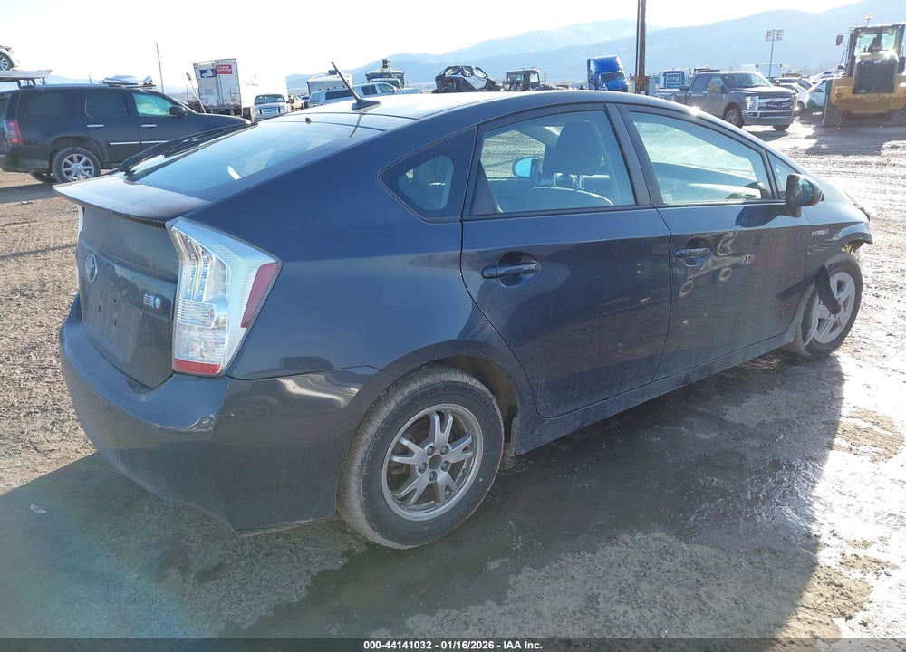 2010 TOYOTA PRIUS III VIN: JTDKN3DU2A1267211