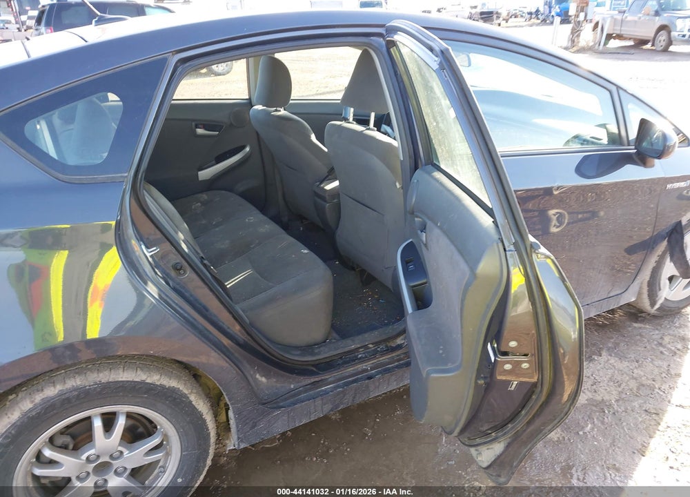 2010 TOYOTA PRIUS III VIN: JTDKN3DU2A1267211