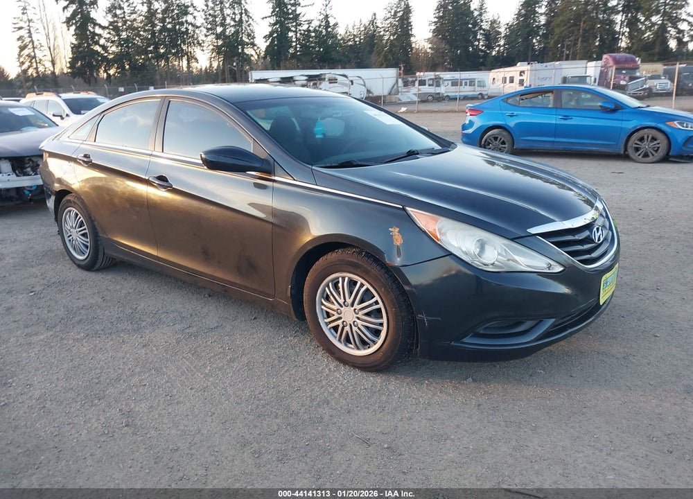2013 HYUNDAI SONATA GLS VIN: 5NPEB4AC2DH510777