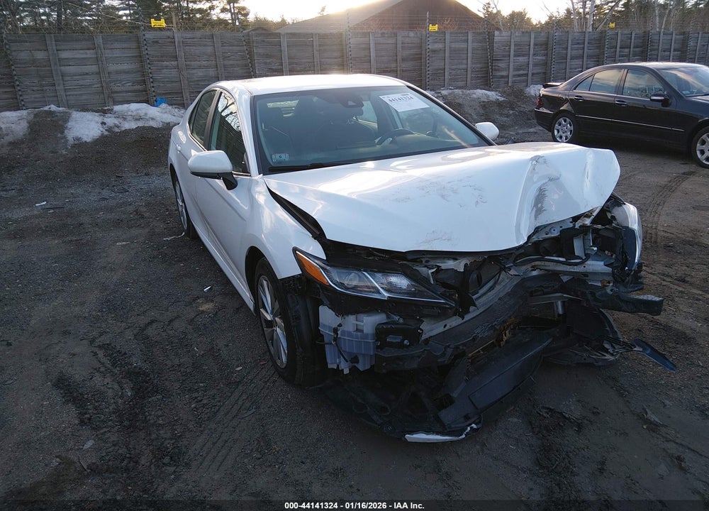 2021 TOYOTA CAMRY LE VIN: 4T1C11AK4MU578306