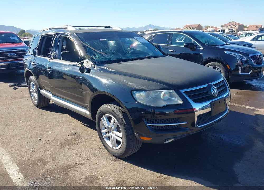 2010 VOLKSWAGEN TOUAREG VR6 FSI VIN: WVGBF7A92AD001623