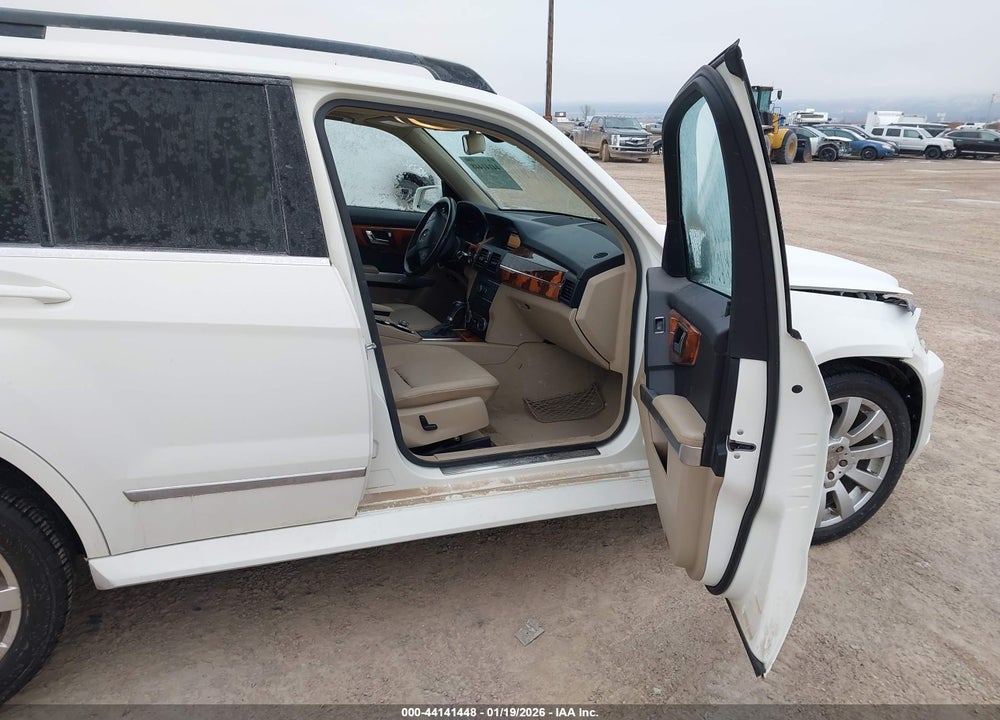 2010 MERCEDES-BENZ GLK 350 4MATIC VIN: WDCGG8HB5AF301158