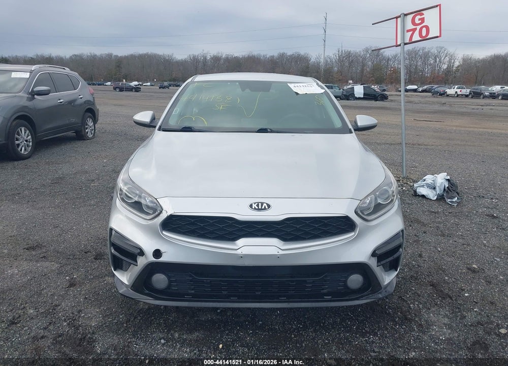 2019 KIA FORTE LXS VIN: 3KPF24AD2KE086208